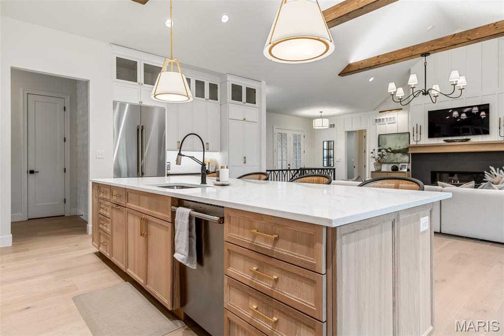 (TBB) 3700 Nadler Rd