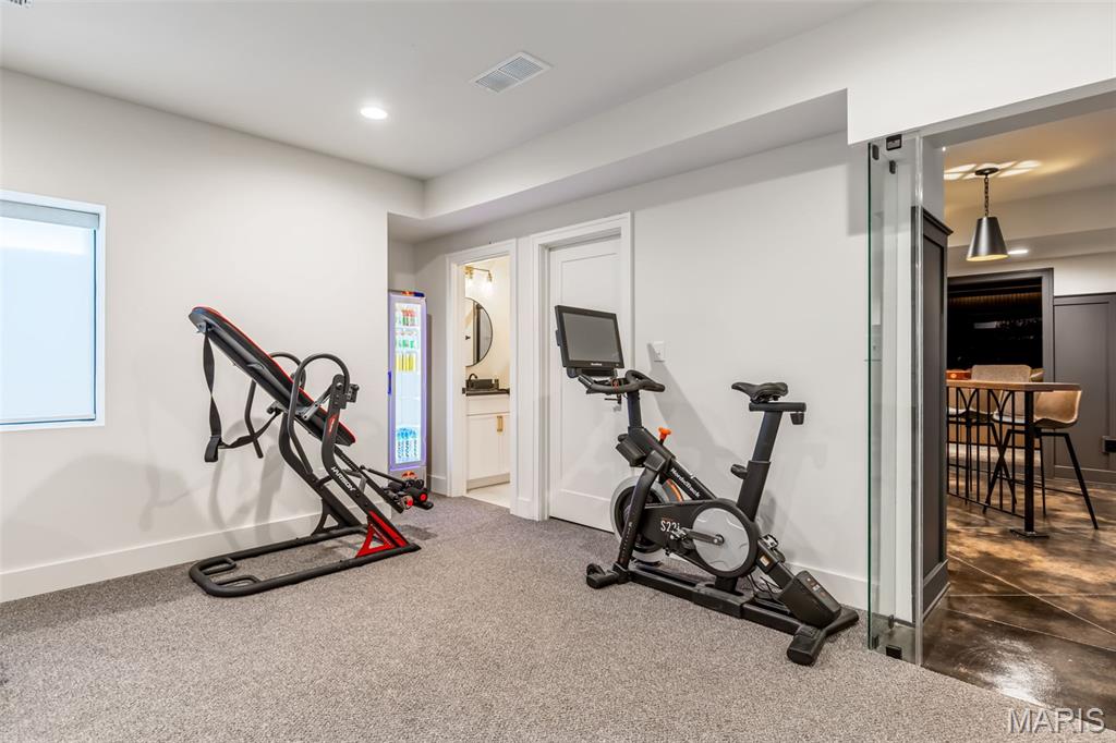 (TBB) 3700 Nadler Rd