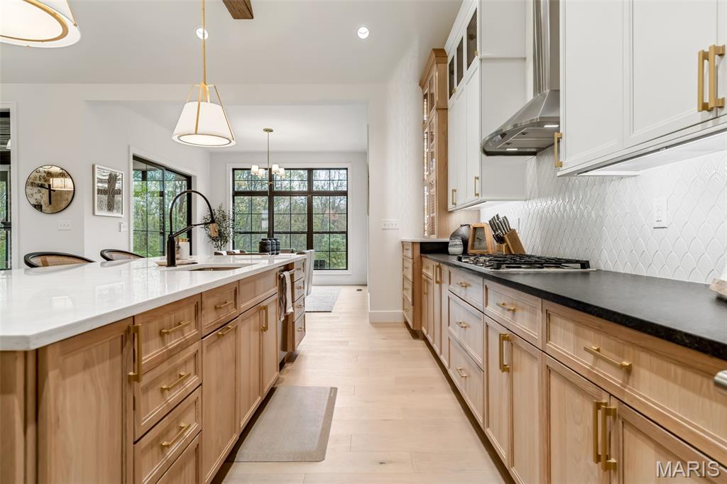 (TBB) 3700 Nadler Rd