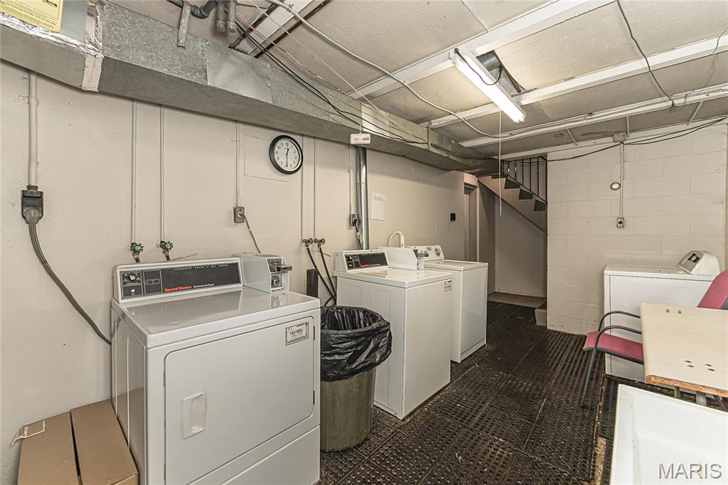 5 Delcrest Court Unit: 204