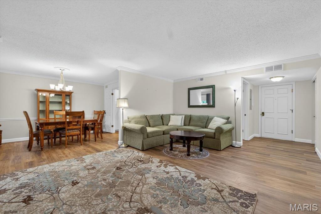 15021 Claymoor Court Unit: 9