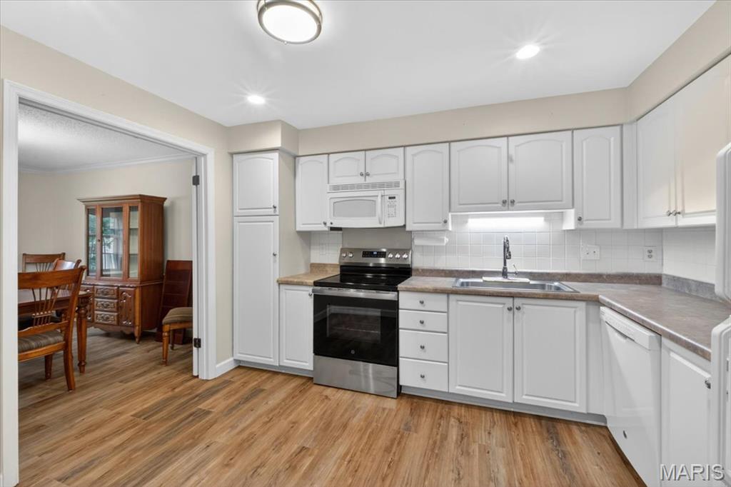 15021 Claymoor Court Unit: 9