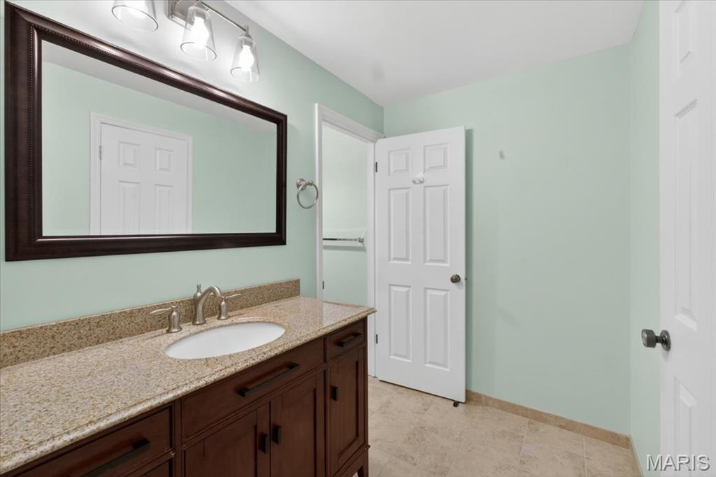 15021 Claymoor Court Unit: 9