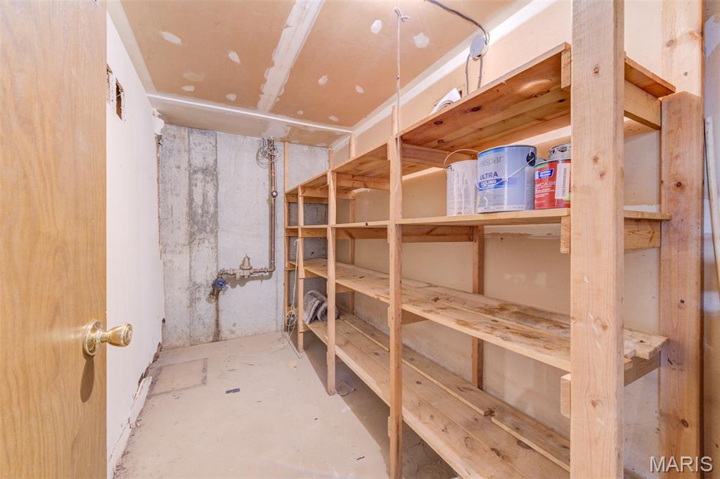 4222 Kay Lane Unit: 7