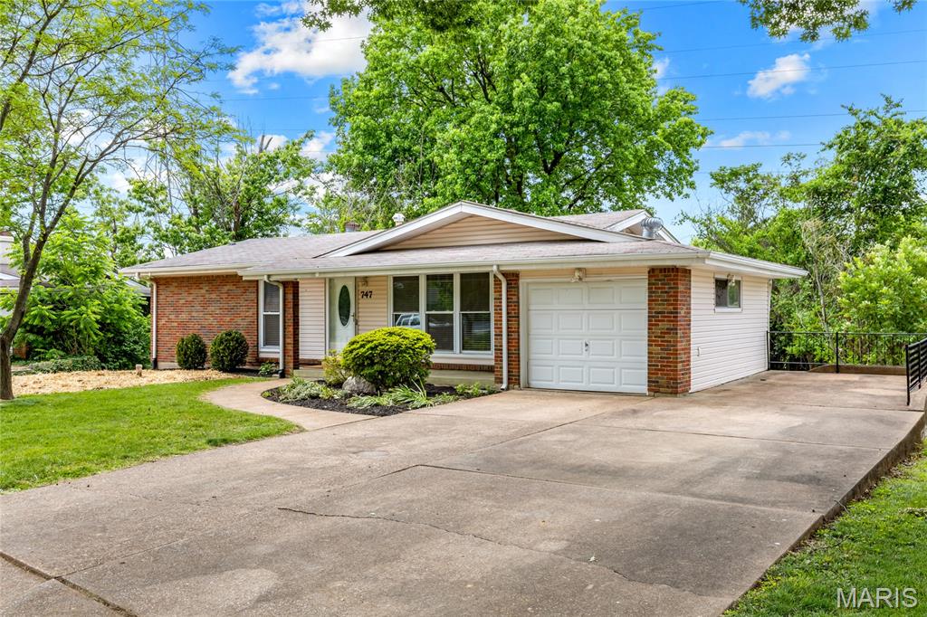 747 Burwick Terrace