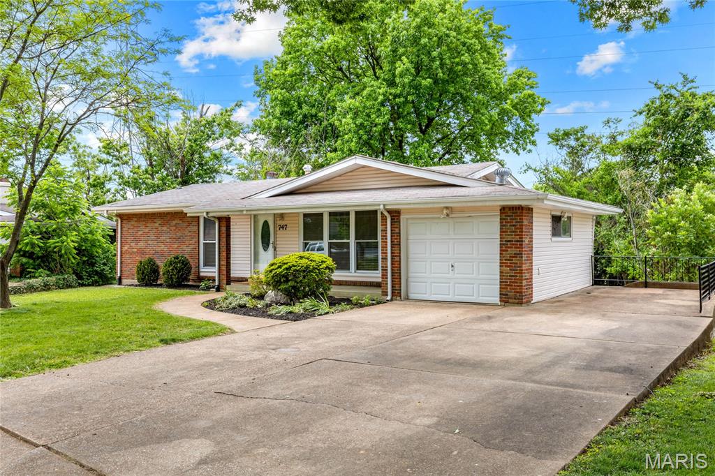 747 Burwick Terrace