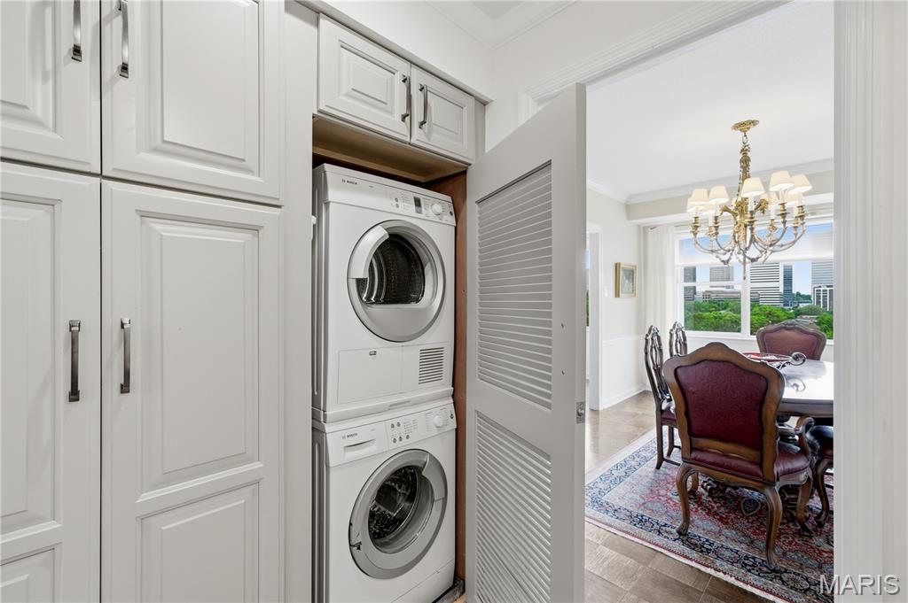 710 S Hanley Road Unit: 10B