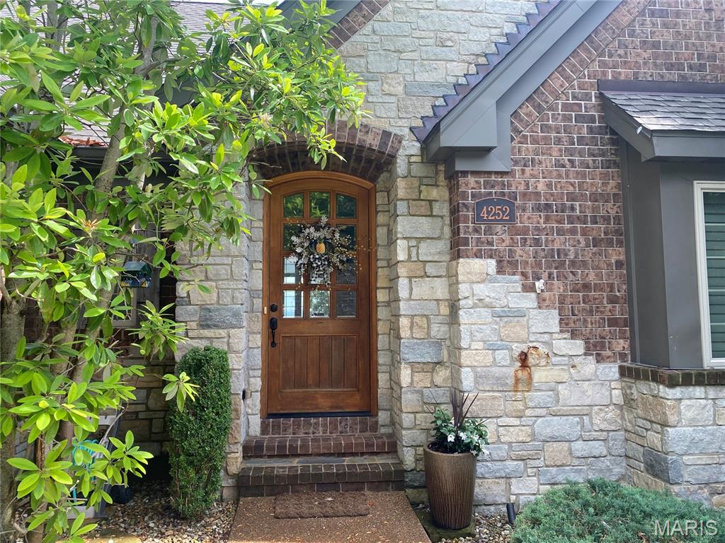 4252 Napa View Lane