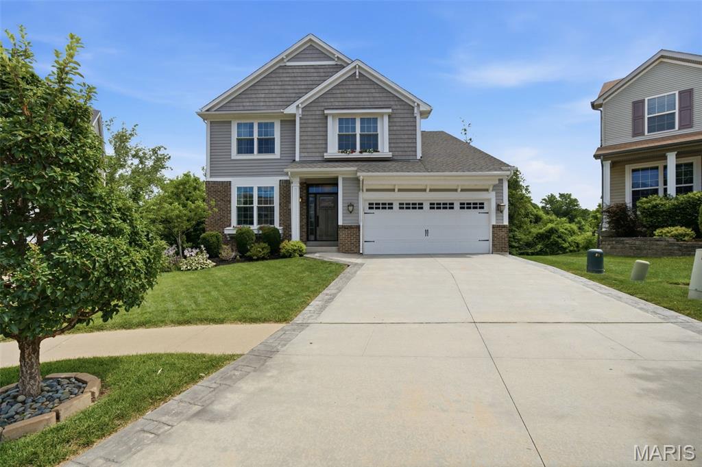 327 Madeira Court