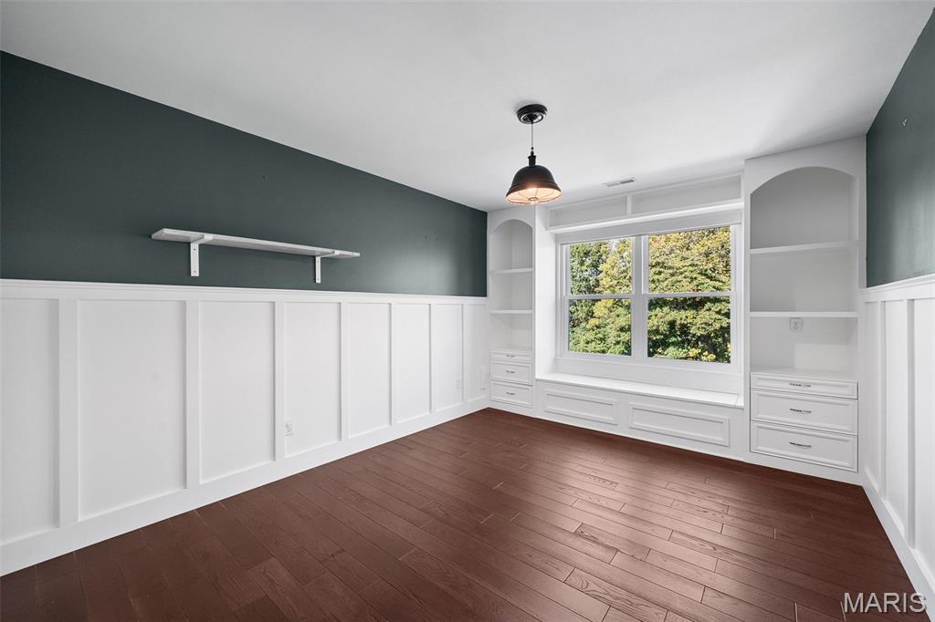 327 Madeira Court