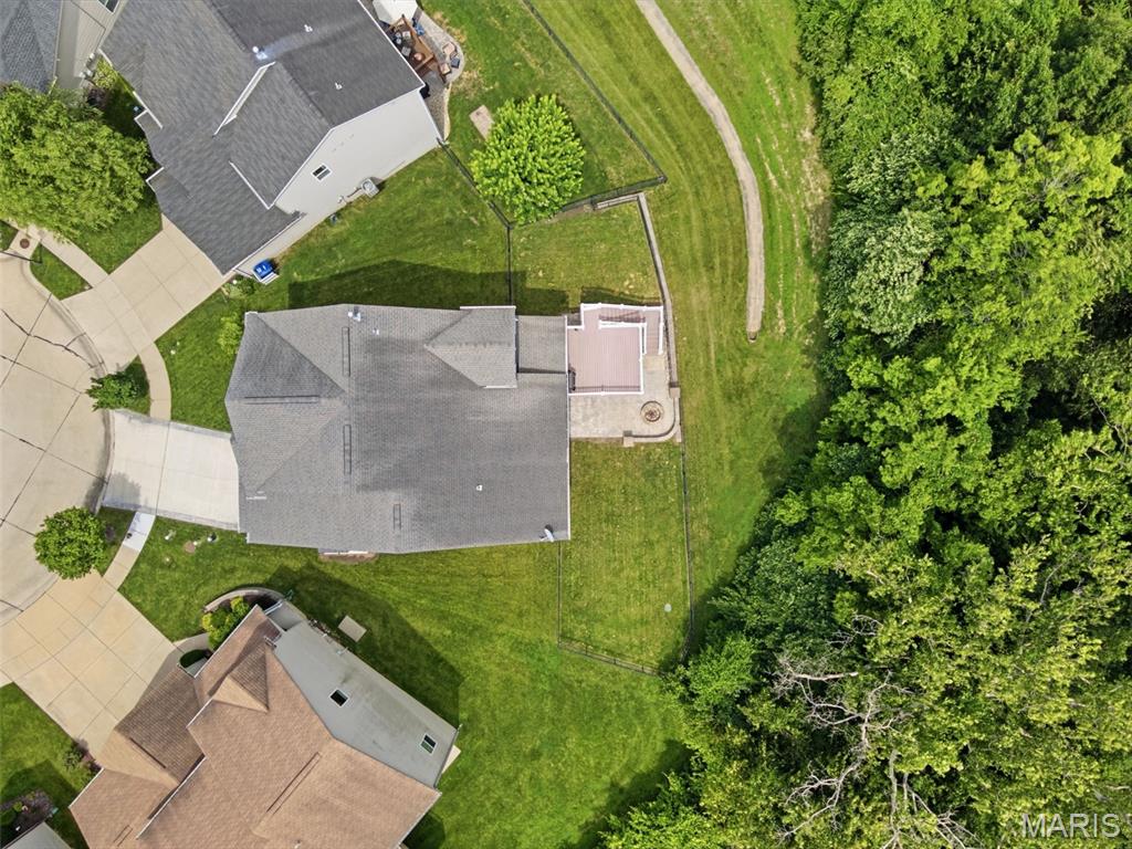 327 Madeira Court