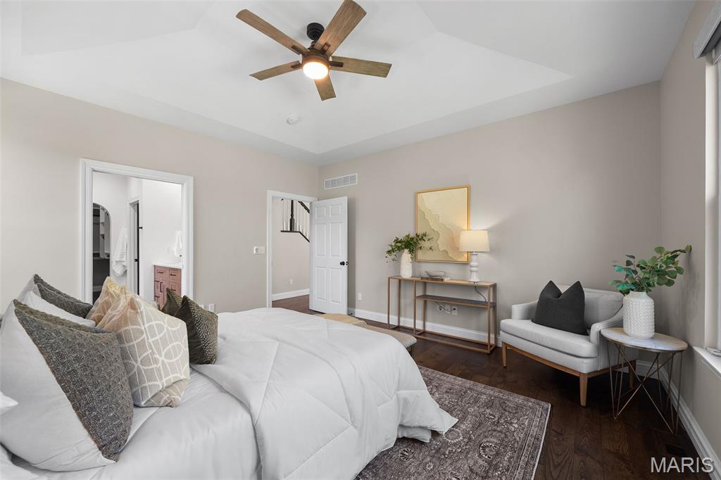 327 Madeira Court