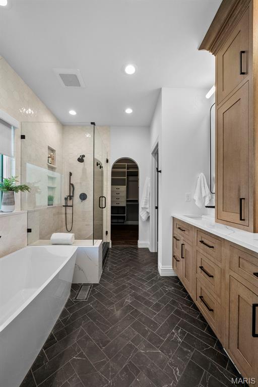 327 Madeira Court