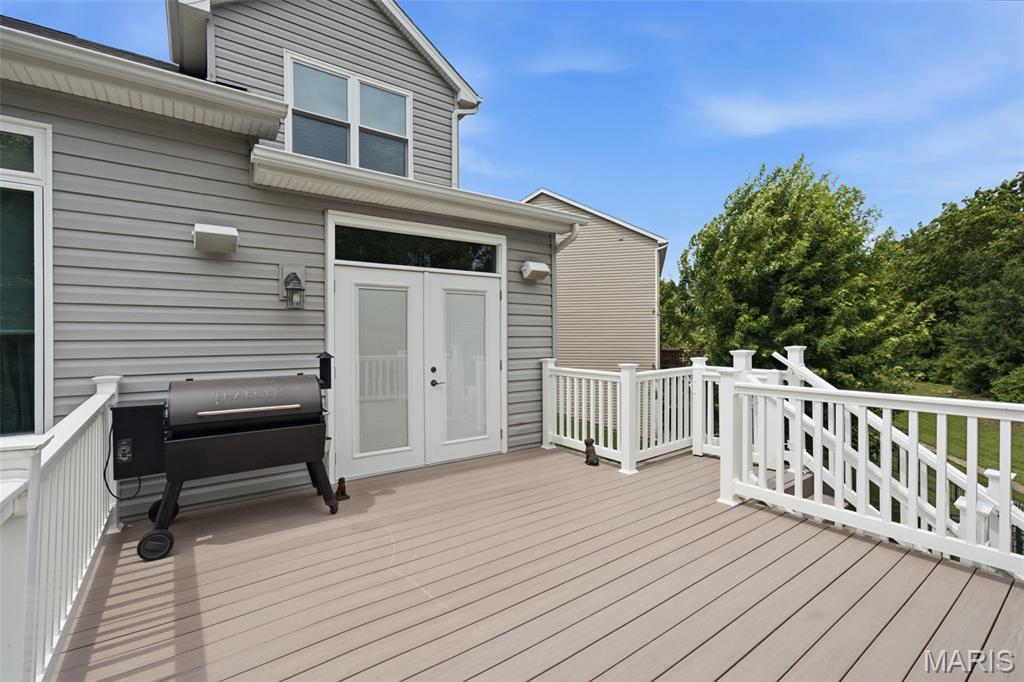 327 Madeira Court