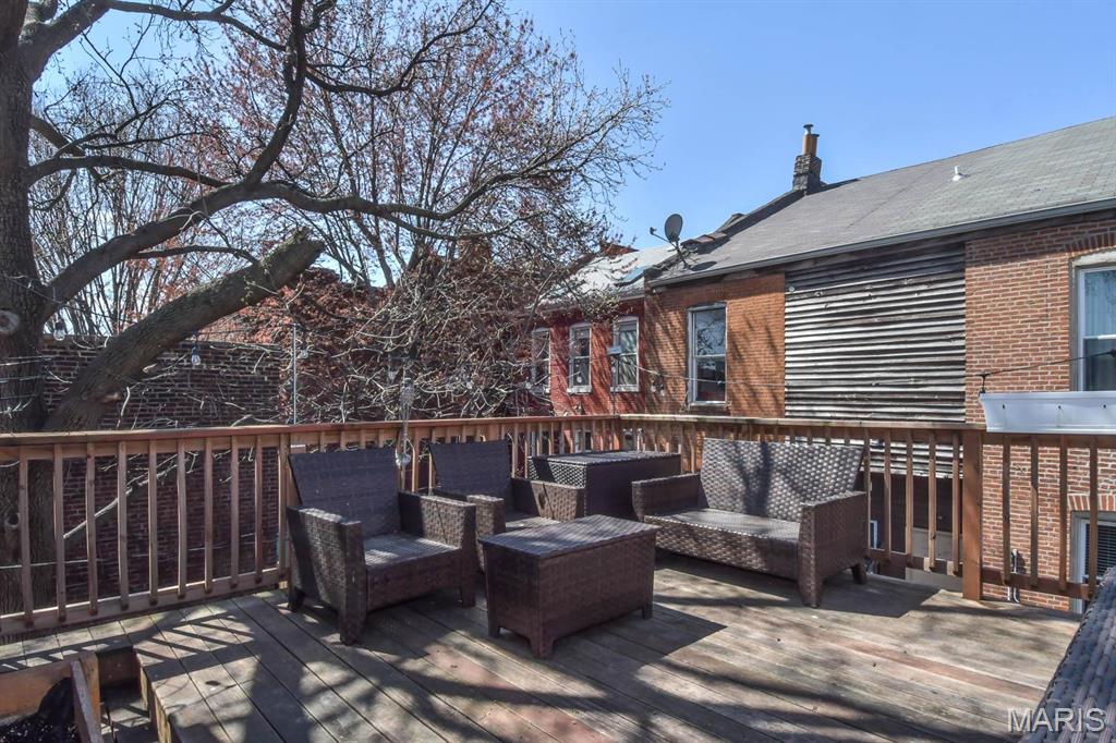 2350 S 10th Street Unit: REAR