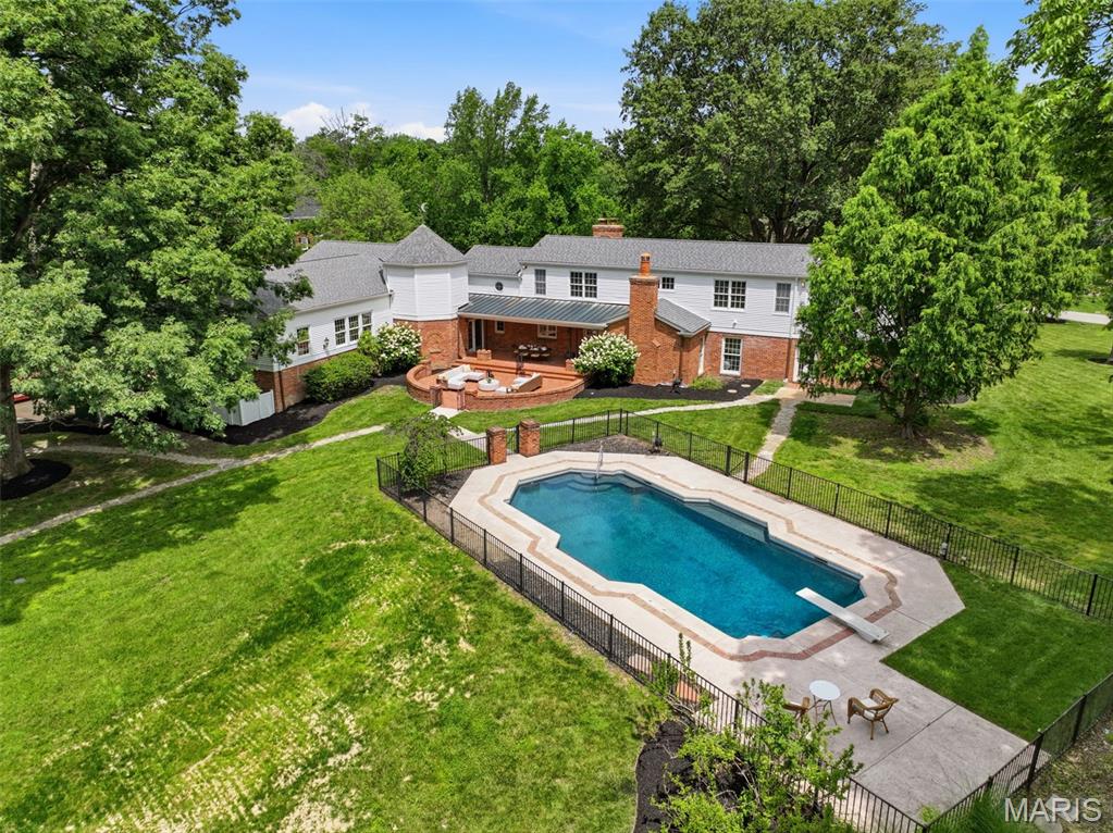 12 Rolling Rock Lane