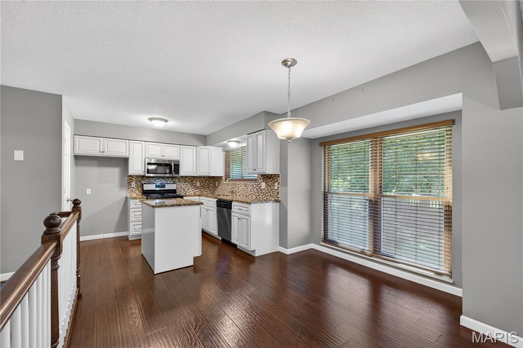 18 Eagle Chase Court