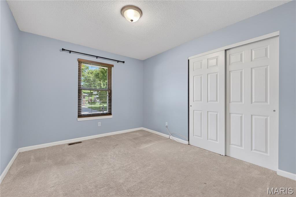 18 Eagle Chase Court
