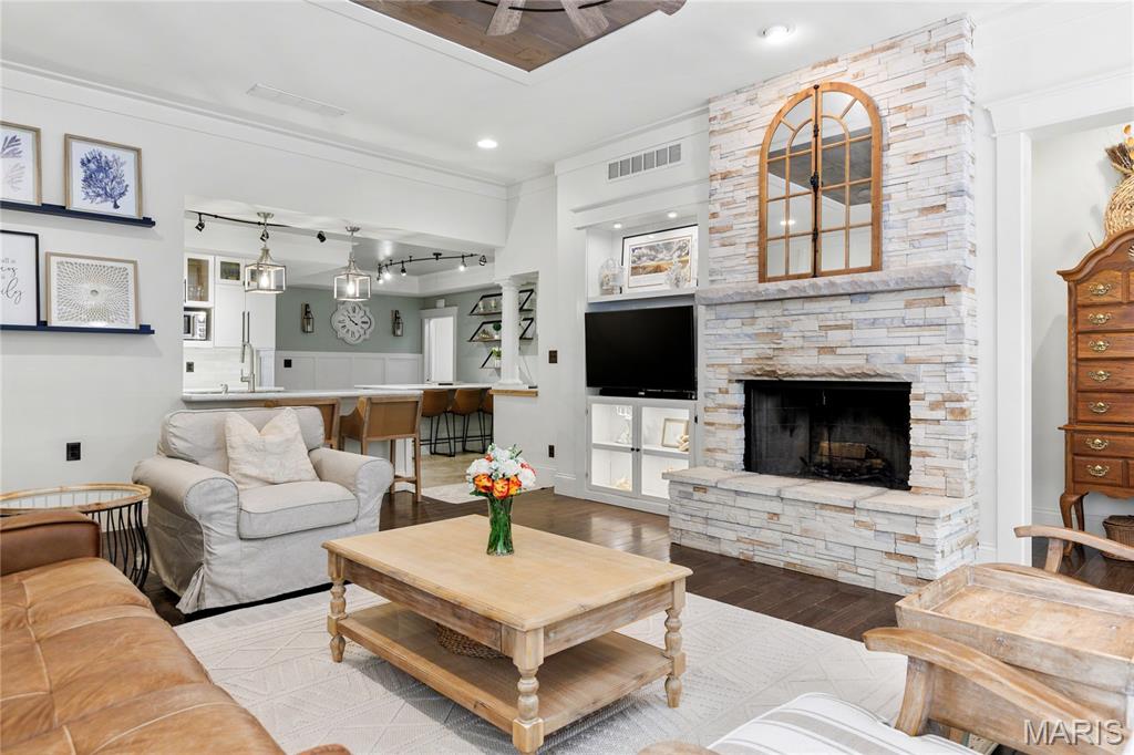 884 Village Brook Court