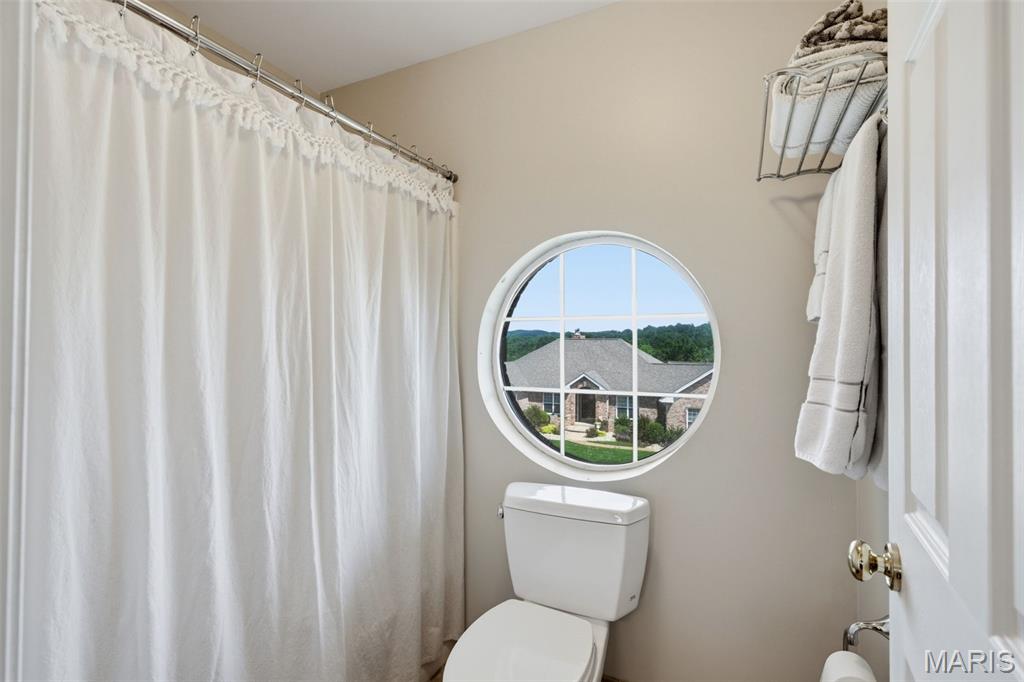 444 Eagle Pointe Landing Drive