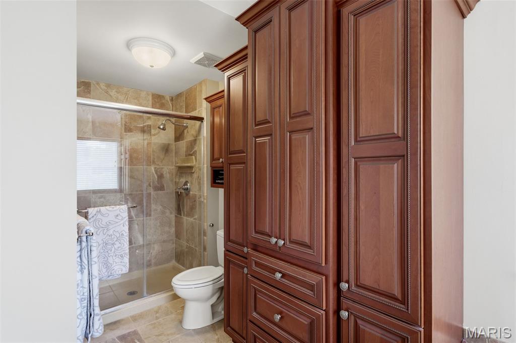 444 Eagle Pointe Landing Drive