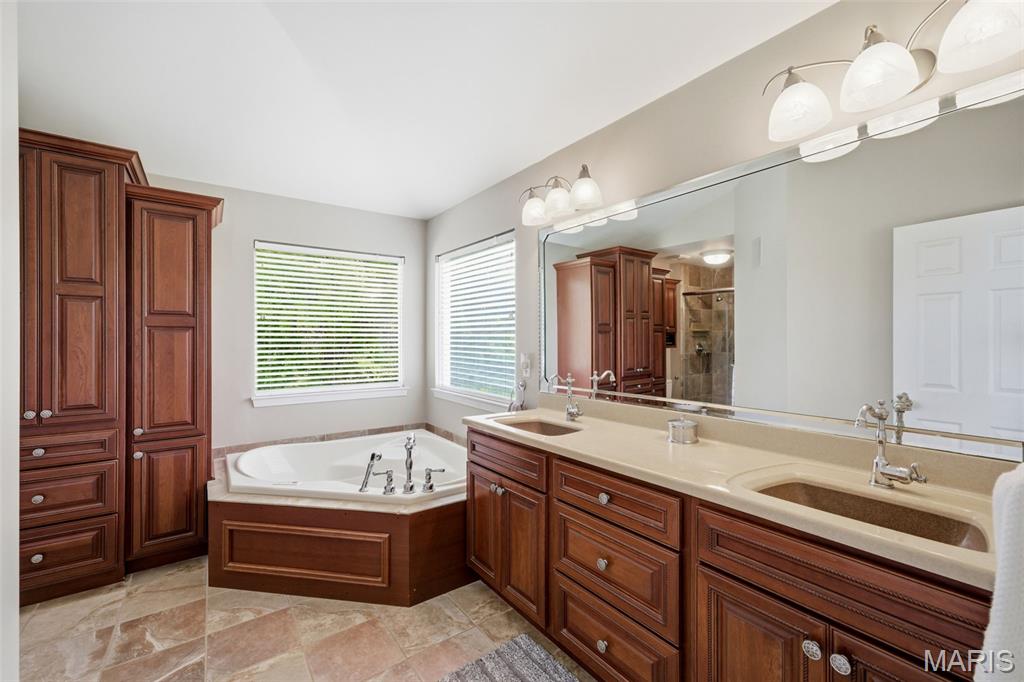 444 Eagle Pointe Landing Drive