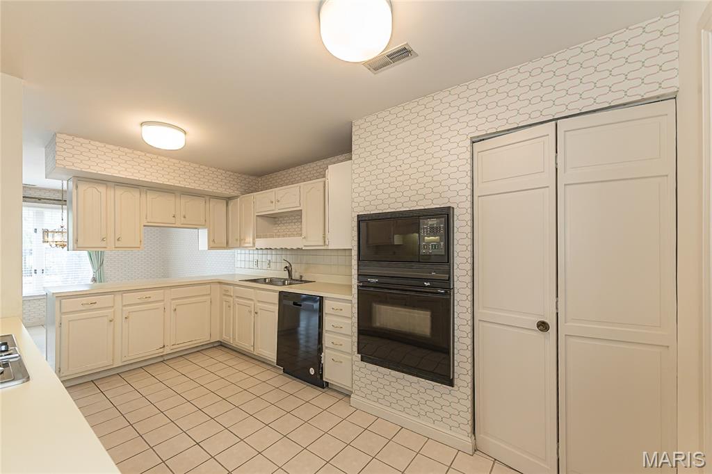 14308 Conway Meadows Court Unit: 201