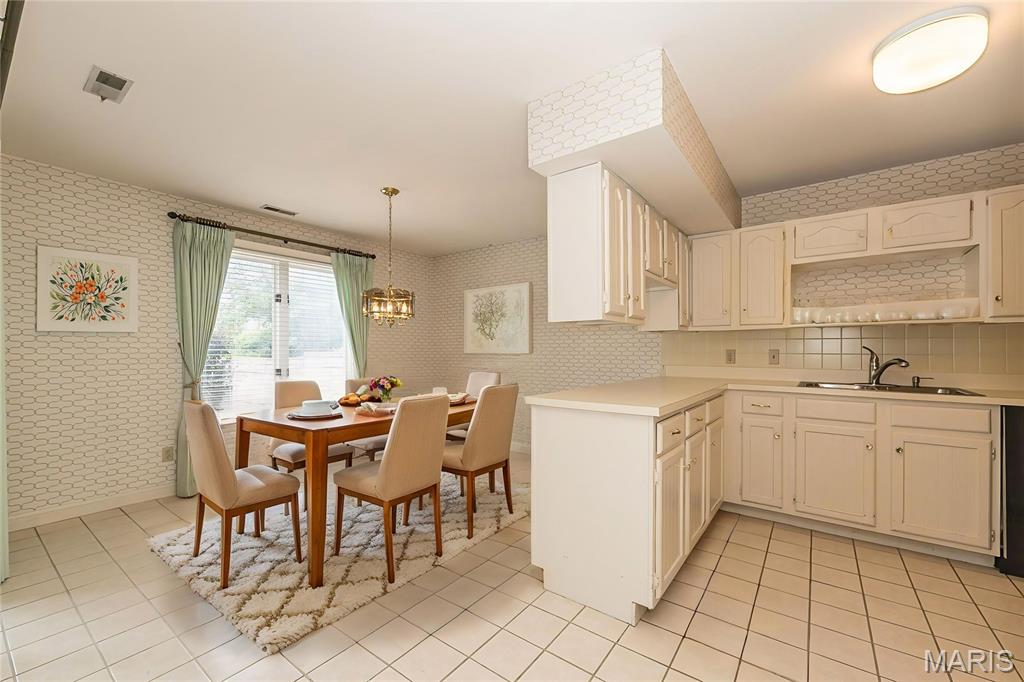 14308 Conway Meadows Court Unit: 201