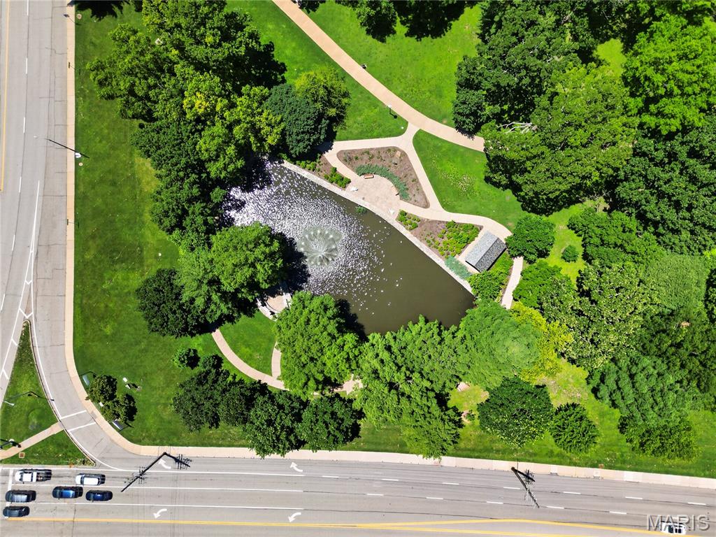 827 Westwood Drive Unit: 2E