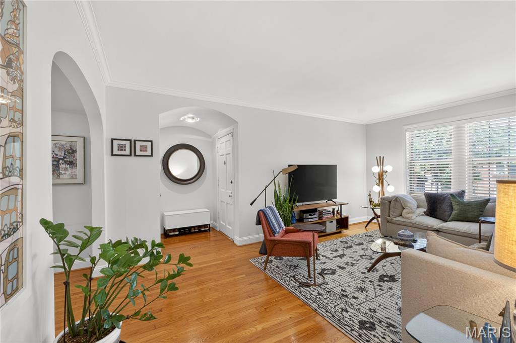 827 Westwood Drive Unit: 2E