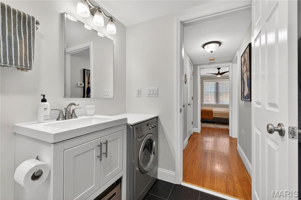 827 Westwood Drive Unit: 2E