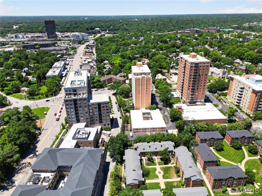 827 Westwood Drive Unit: 2E