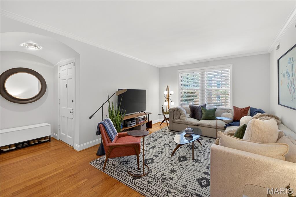 827 Westwood Drive Unit: 2E