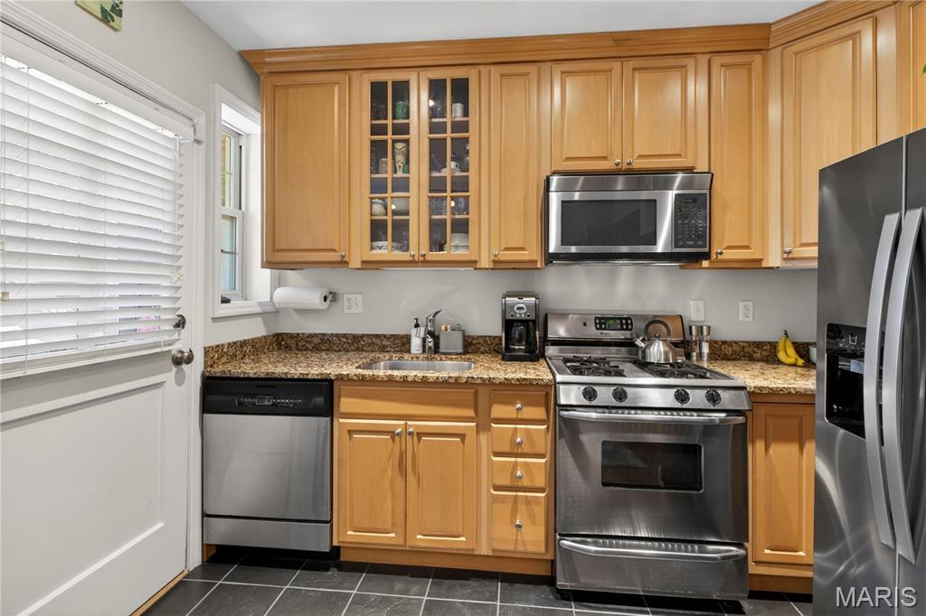 827 Westwood Drive Unit: 2E