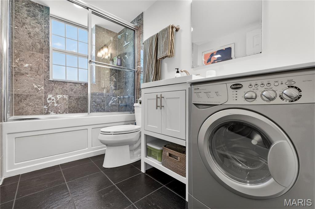 827 Westwood Drive Unit: 2E