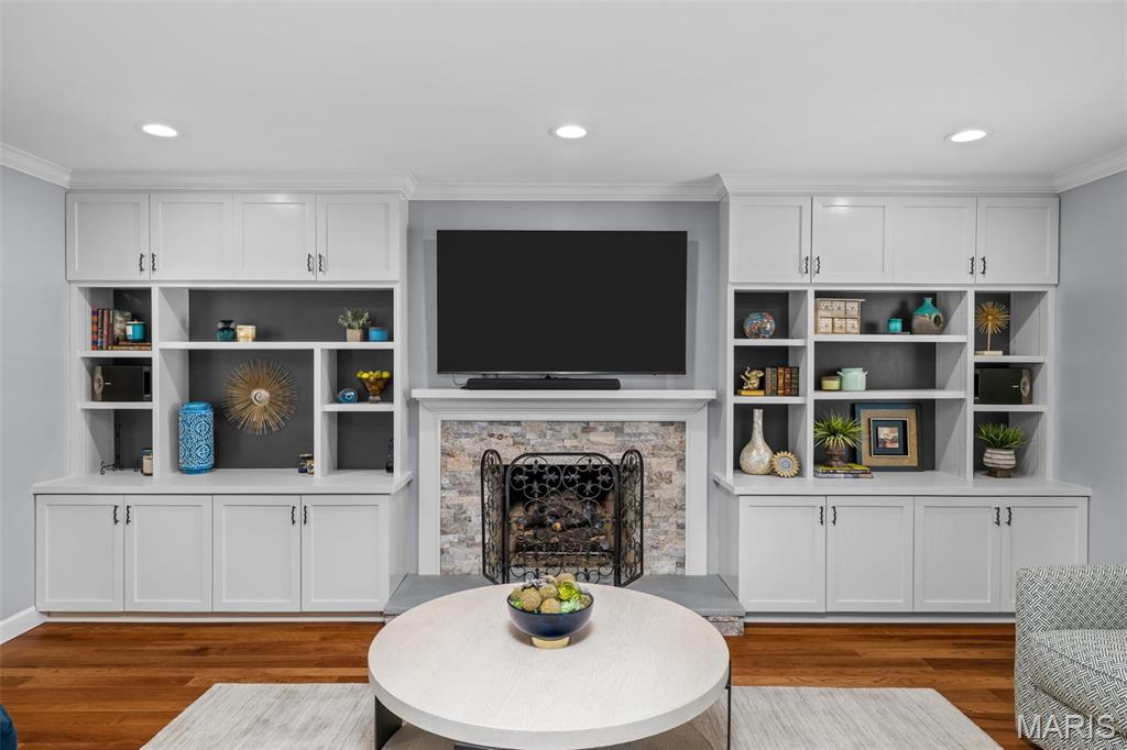647 Waterford Ridge Drive