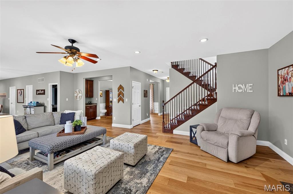 5264 Mirasol Manor Way