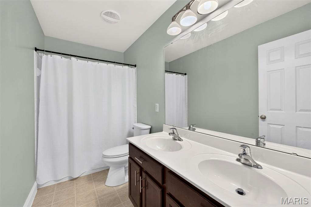 5264 Mirasol Manor Way