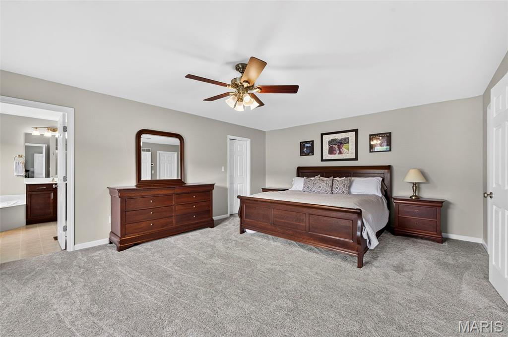 5264 Mirasol Manor Way