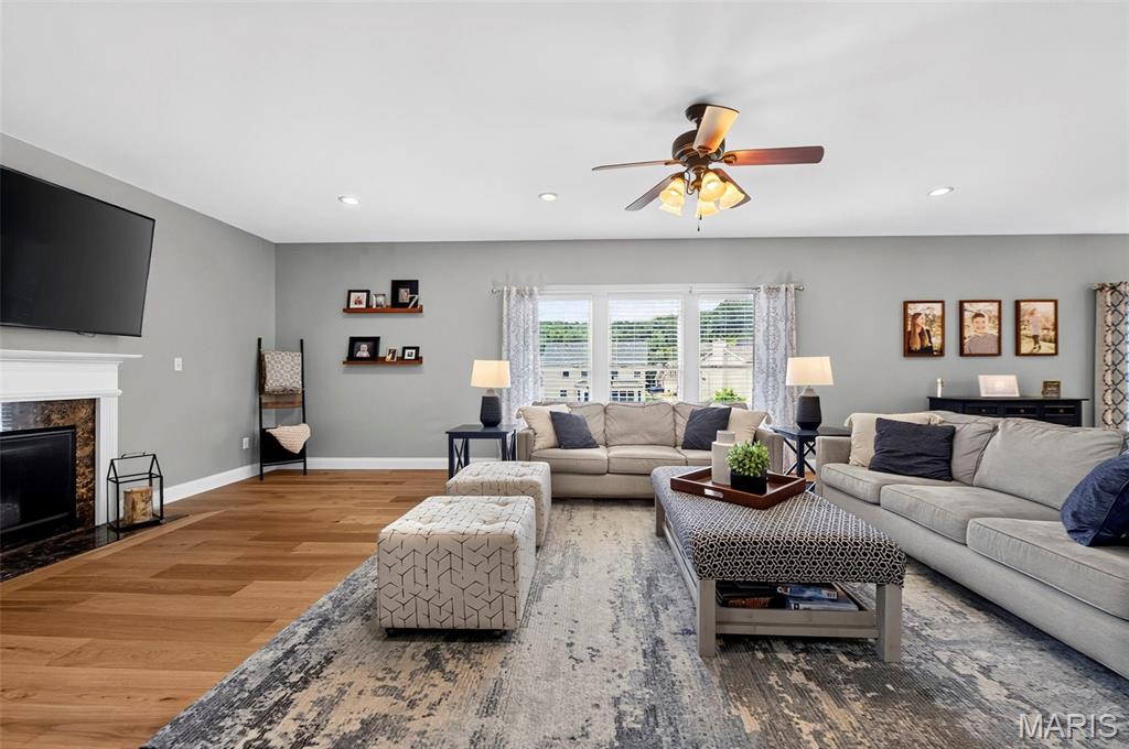 5264 Mirasol Manor Way