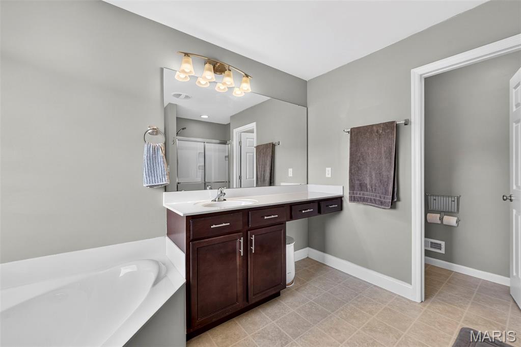 5264 Mirasol Manor Way