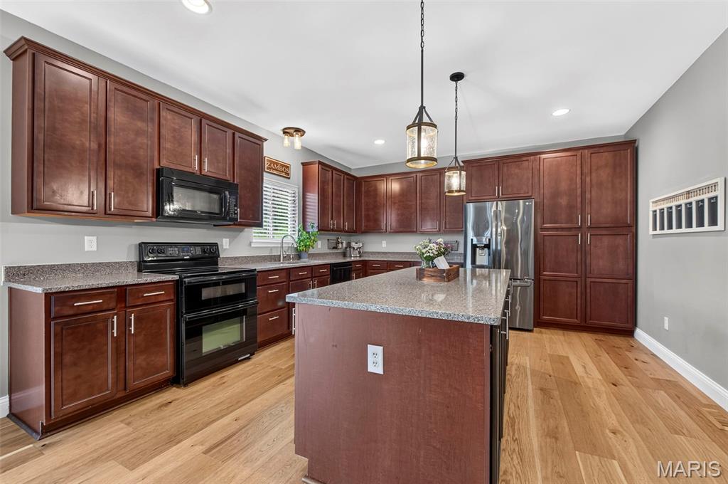 5264 Mirasol Manor Way