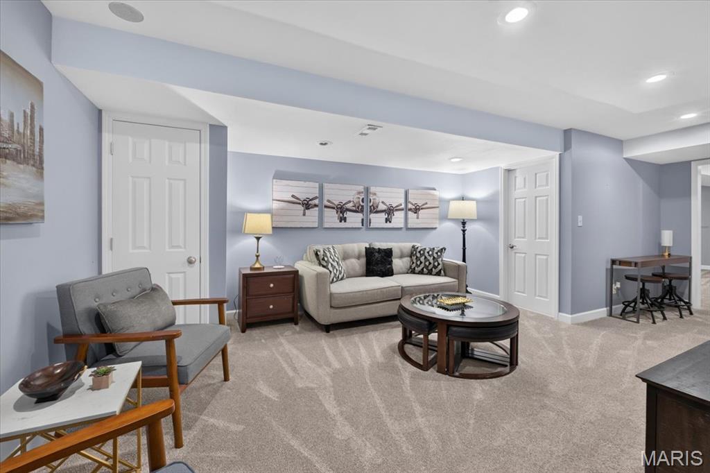 407 W Jefferson Avenue