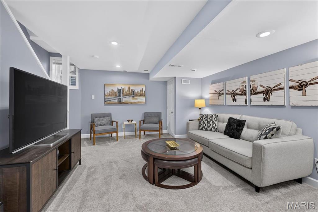 407 W Jefferson Avenue