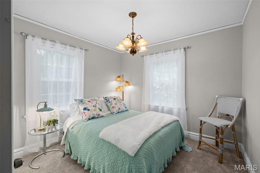 445 Algonquin Place