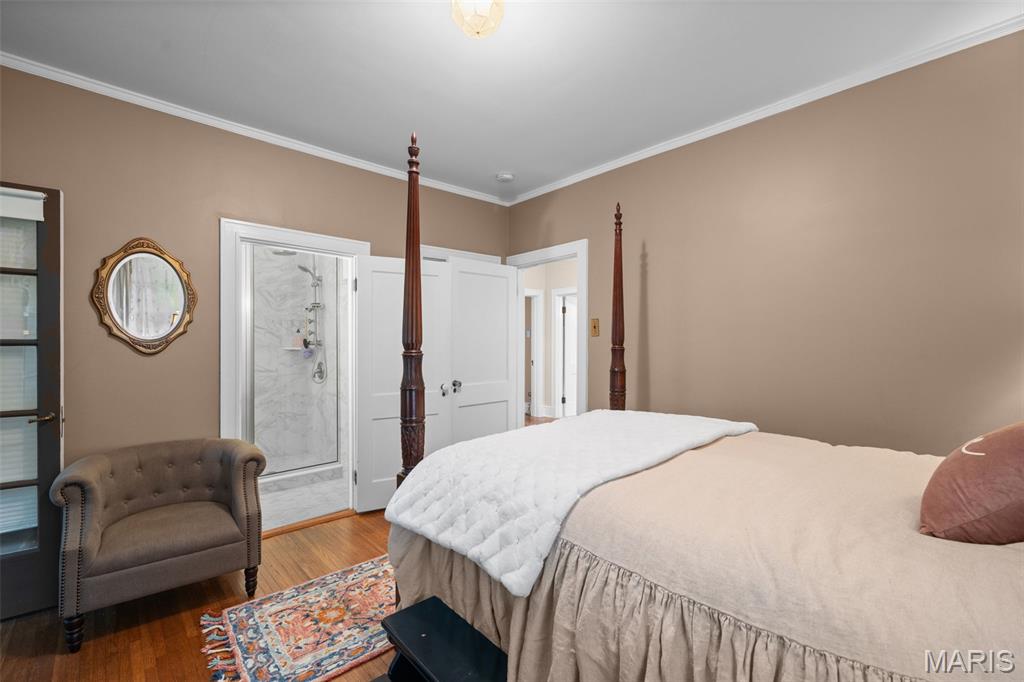 445 Algonquin Place