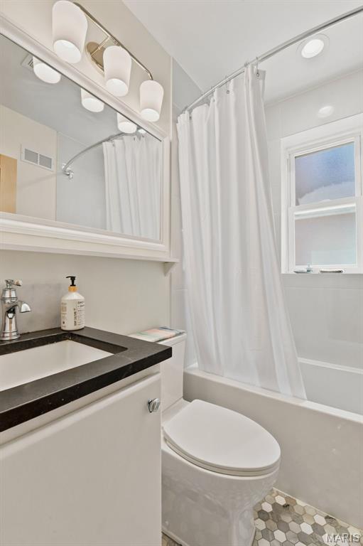 7520 Ethel Avenue Unit: 1F