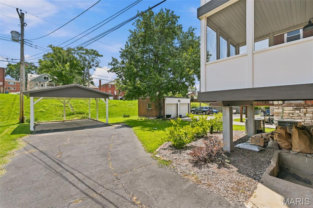 7520 Ethel Avenue Unit: 1F