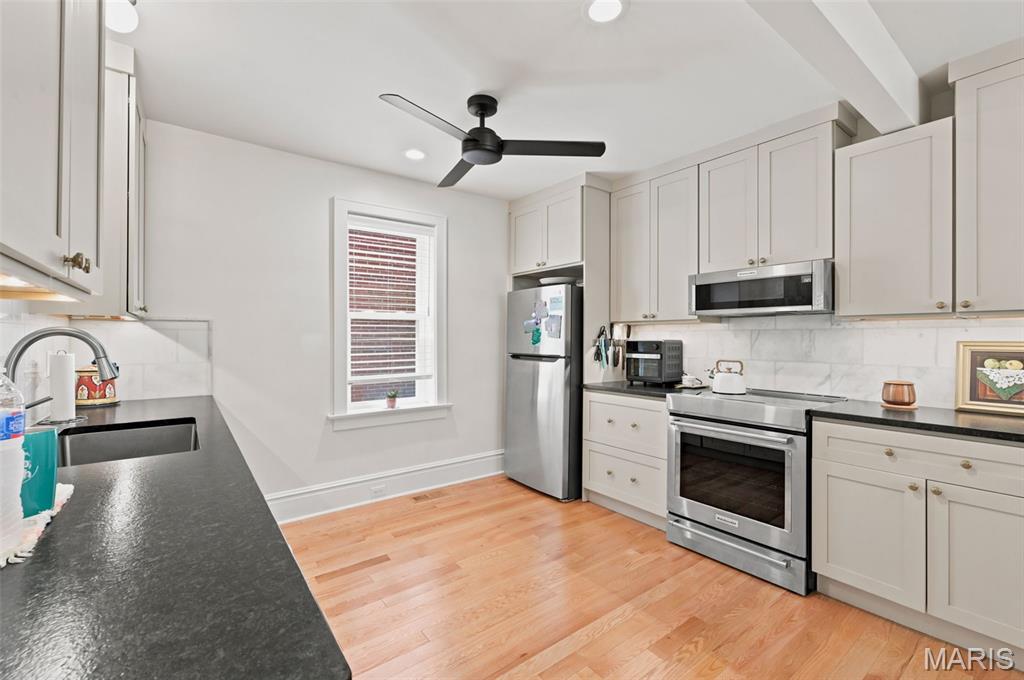 7520 Ethel Avenue Unit: 1F