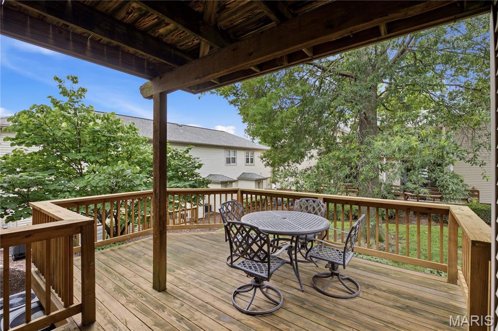 1443 Bobolink Place